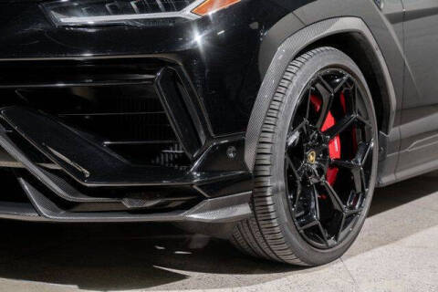 2023 Lamborghini Urus Performante