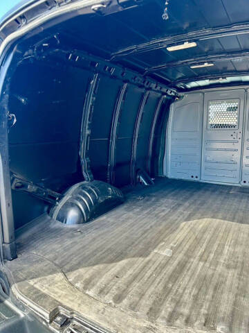 2020 Chevrolet Express 2500