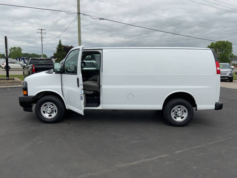 2020 Chevrolet Express 2500