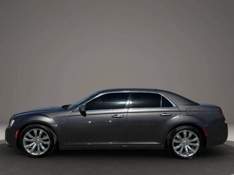 2019 Chrysler 300 Limited