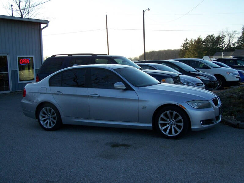 2011 BMW 3 Series 328i photo 4