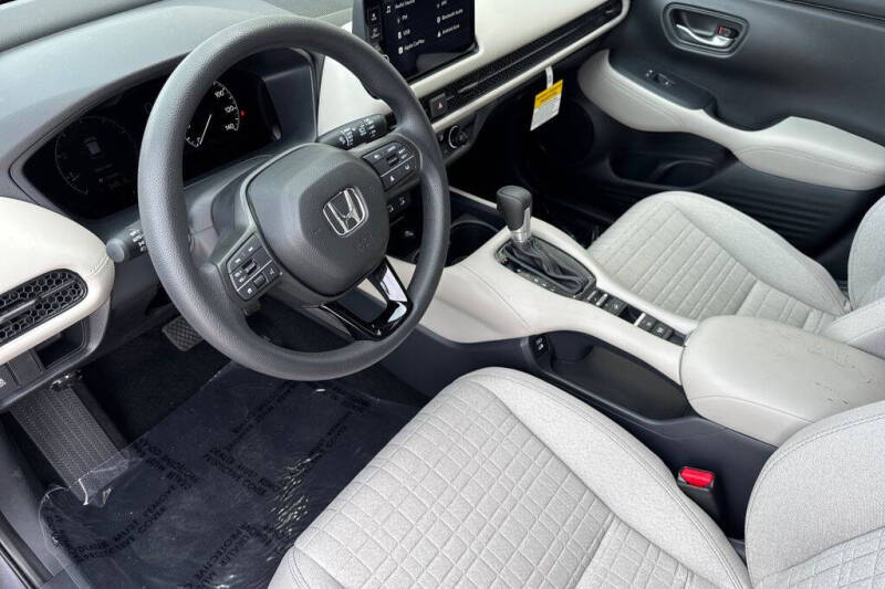 2026 Honda HR-V LX