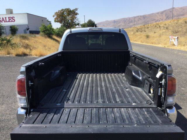 2023 Toyota Tacoma TRD Off-Road