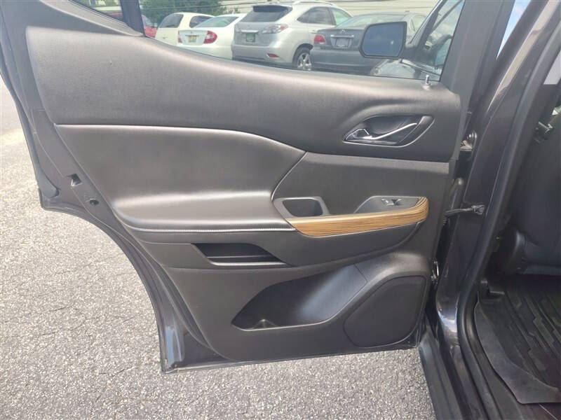 2018 GMC Acadia SLE-2