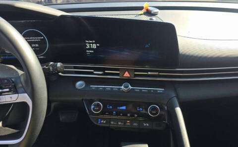 2023 Hyundai Elantra Hybrid Limited