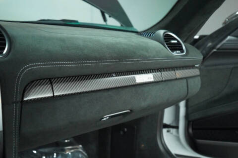 2023 Porsche 718 Cayman GT4 RS