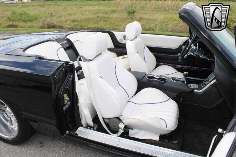 1964 Ford Thunderbird