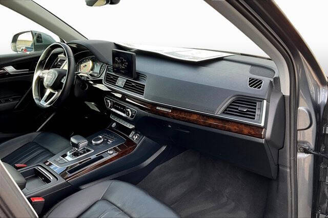 2019 Audi Q5 quattro Premium 45 TFSI