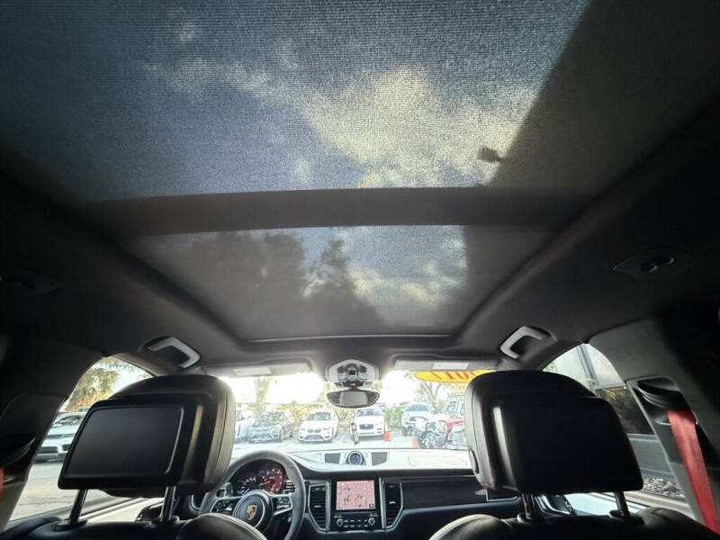 2017 Porsche Macan GTS