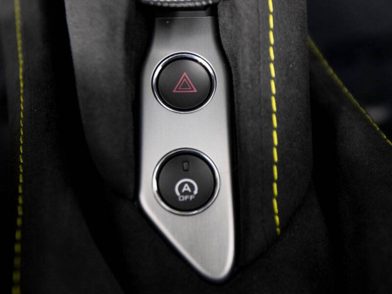 2024 McLaren 750S Spider