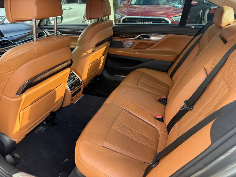 2016 BMW 7 Series 750i xDrive