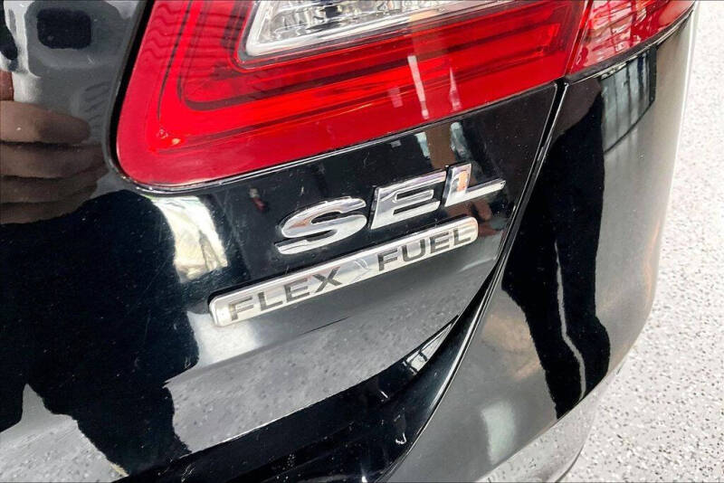 2018 Ford Taurus SEL