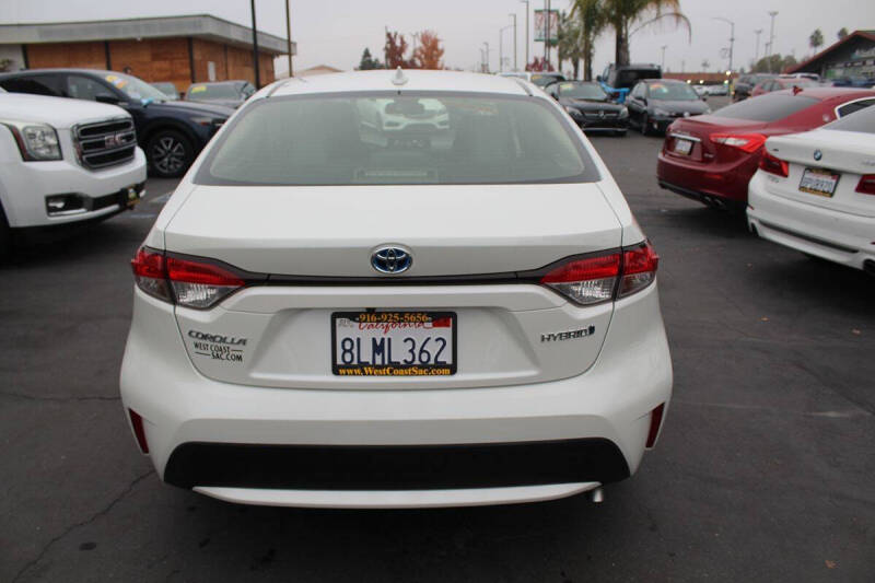 2020 Toyota Corolla Hybrid LE