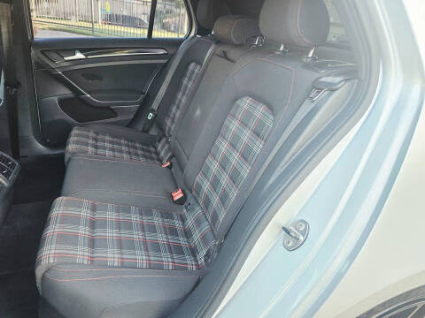 2016 Volkswagen Golf GTI S