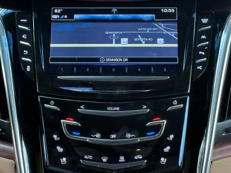 2017 Cadillac Escalade ESV Platinum