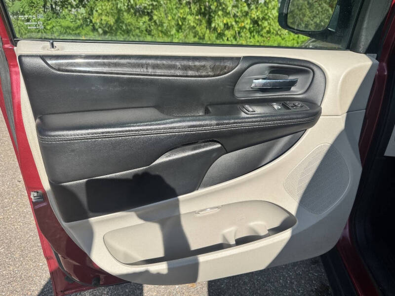 2014 Dodge Grand Caravan American Value Package