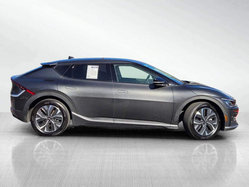 2023 Kia EV6 Light