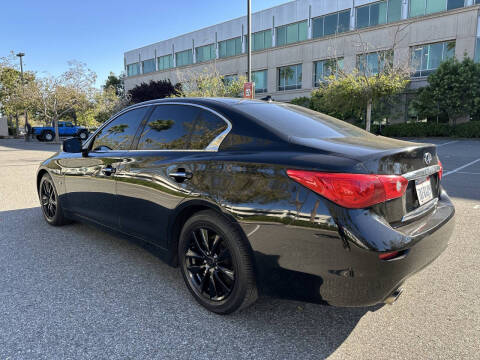 2015 Infiniti Q50 Premium