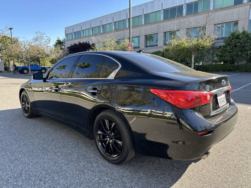 2015 Infiniti Q50 Premium