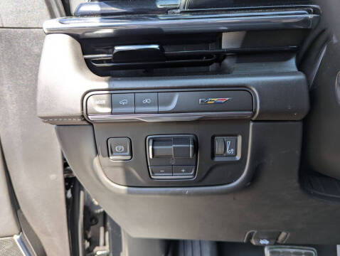 2023 Cadillac Escalade-V