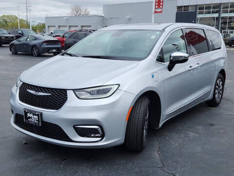2023 Chrysler Pacifica Plug-In Hybrid Limited