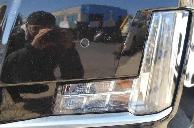 2015 Cadillac Escalade Luxury