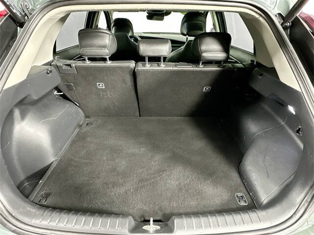 2023 Kia Niro Plug-In Hybrid SX Touring