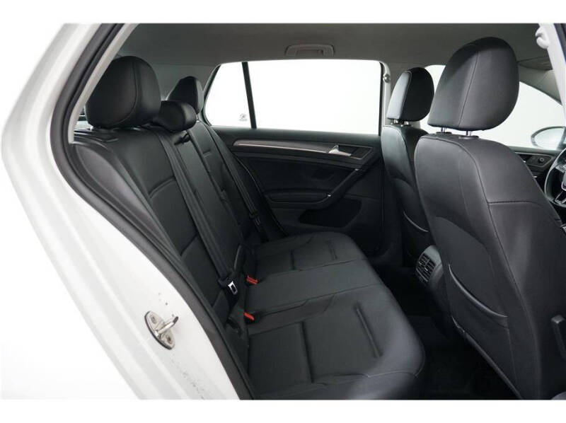 2017 Volkswagen e-Golf SEL Premium