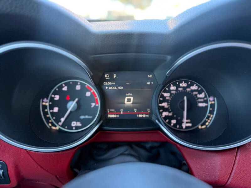 2018 Alfa Romeo Stelvio Sport