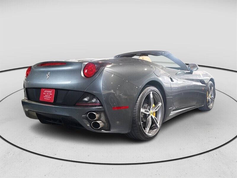 2013 Ferrari California 3
