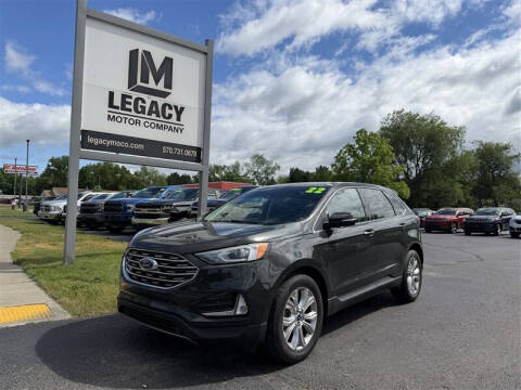 2022 Ford Edge Titanium