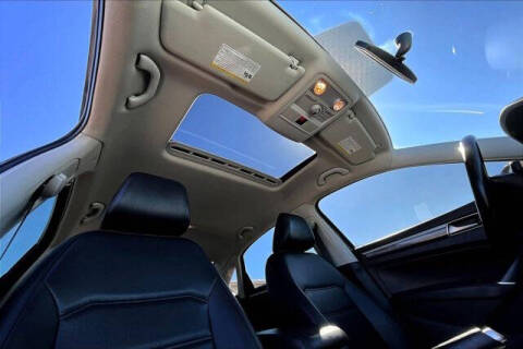 2017 Volkswagen Passat 1.8T SE