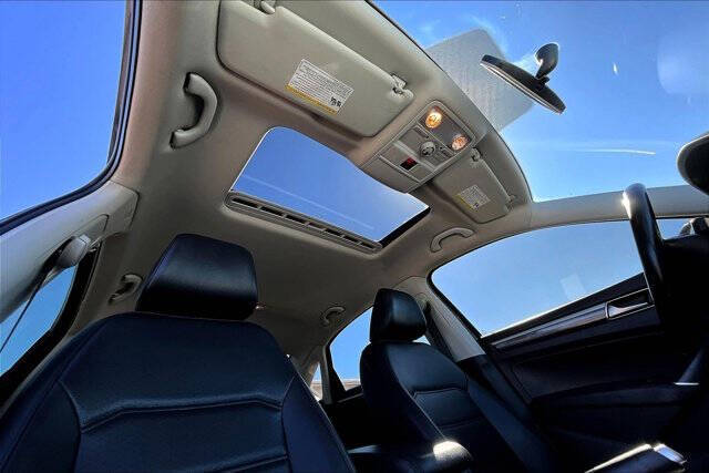 2017 Volkswagen Passat 1.8T SE