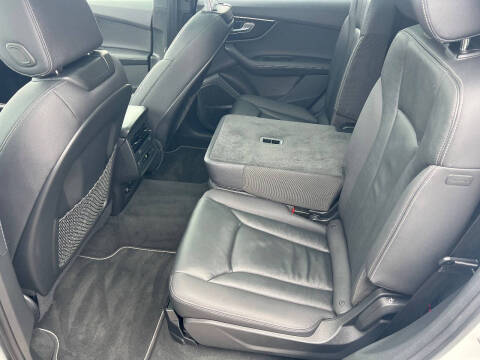 2025 Audi Q7 quattro Premium Plus 55 TFSI