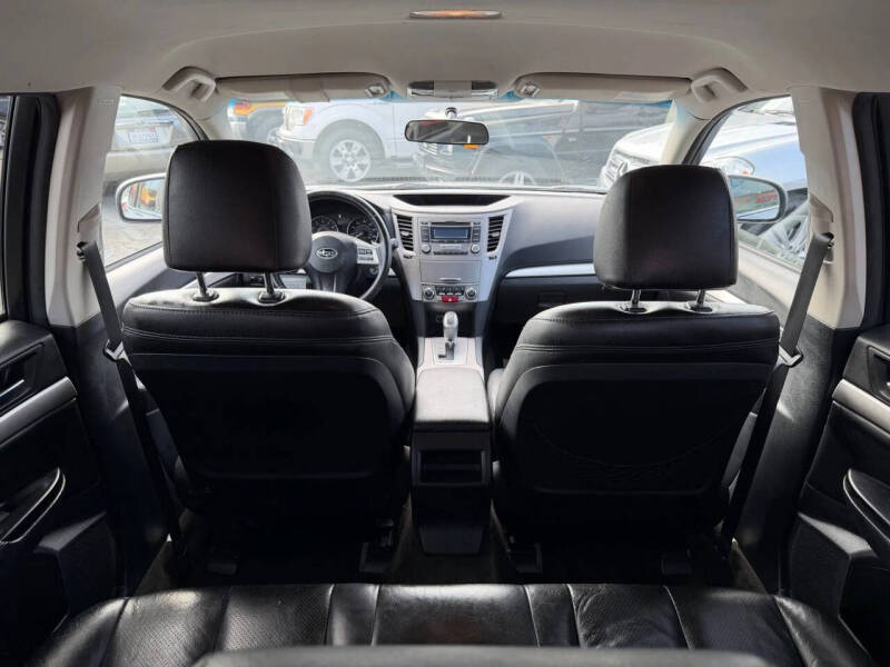 2012 Subaru Outback 2.5i Premium