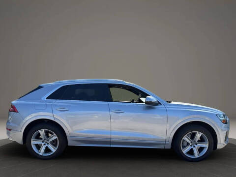 2019 Audi Q8 quattro Premium 55 TFSI