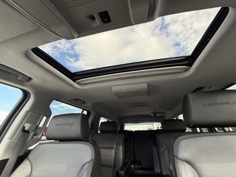 2020 GMC Yukon XL Denali