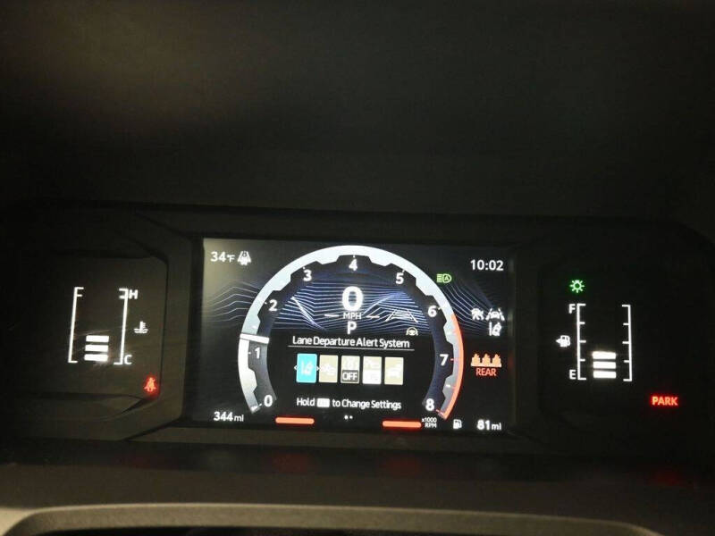 2025 Toyota Tacoma SR