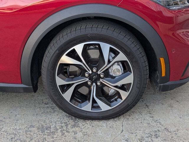 2024 Ford Mustang Mach-E Select