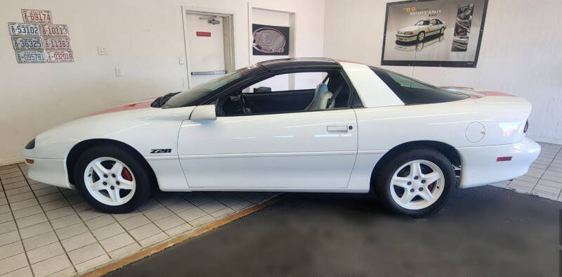 1997 Chevrolet Camaro null photo 4