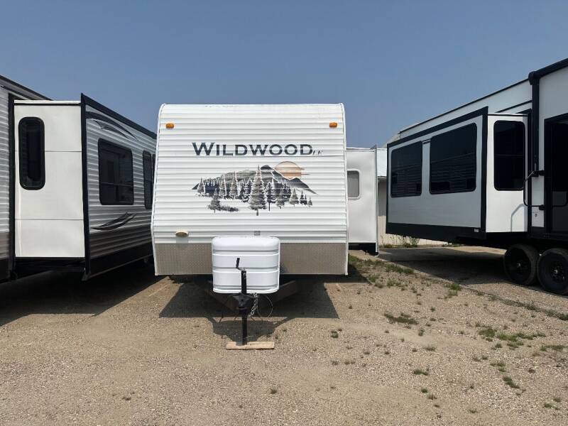 2008 Forest River Wildwood 31 QBSS for sale at Lakota RV in Lakota ND