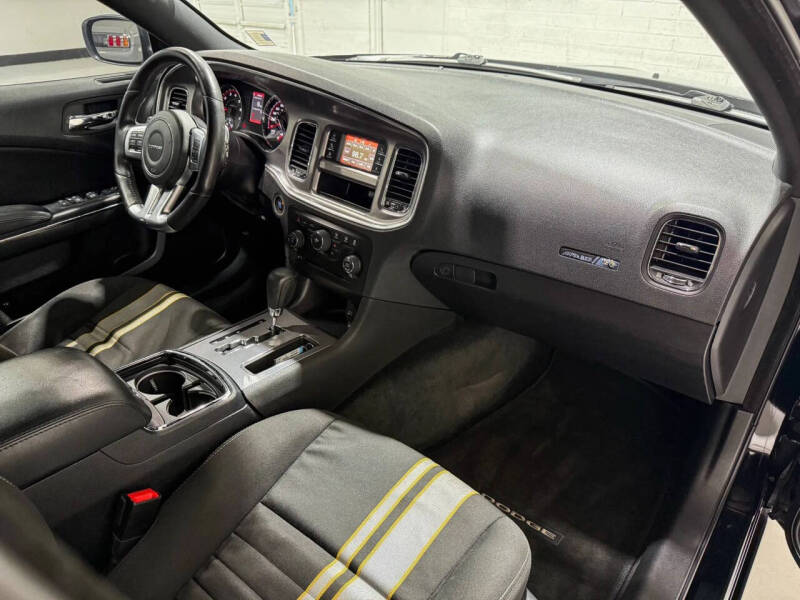 2012 Dodge Charger SRT8 Super Bee