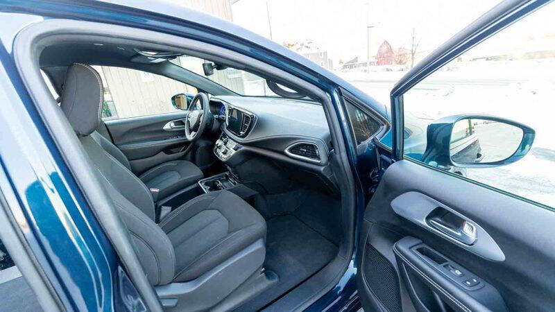 2022 Chrysler Pacifica Touring