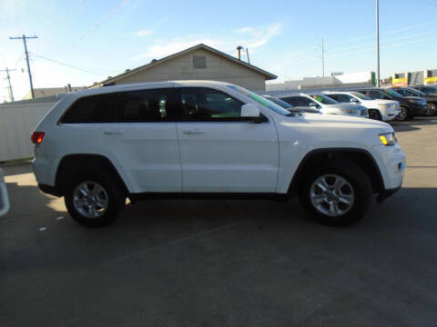 2017 Jeep Grand Cherokee Laredo