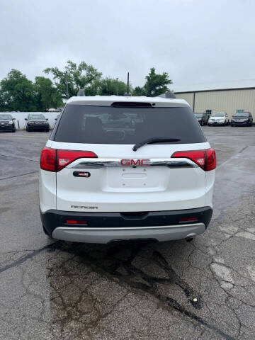 2017 GMC Acadia SLE-2