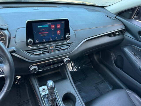 2020 Nissan Altima 2.5 SR