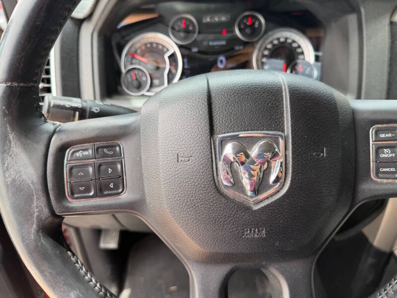 2015 RAM 1500 SLT