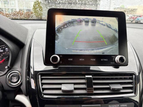 2024 Mitsubishi Eclipse Cross LE