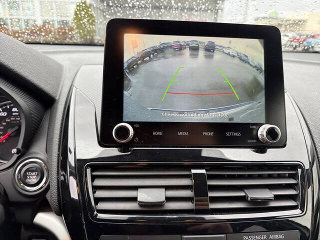 2024 Mitsubishi Eclipse Cross LE