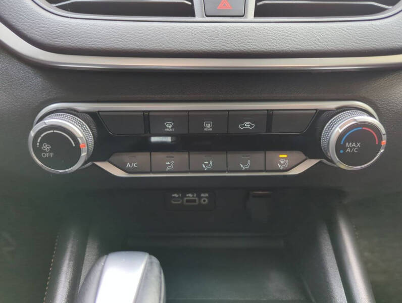 2022 Nissan Altima 2.5 SR